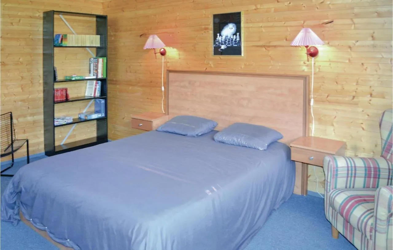 Dom wakacyjny 2 Bedroom Stunning Home In Belvze Valprionde